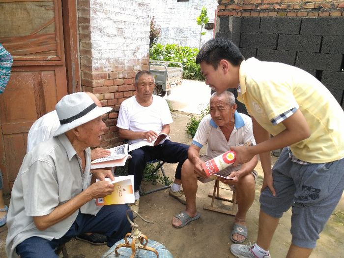 【青春建功十三五,携手共筑中国梦】历史文化学院“关爱留守儿童 营造和谐乡风”文化艺术实践队社会实践调研(4)